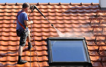 roof cleaning Newtown